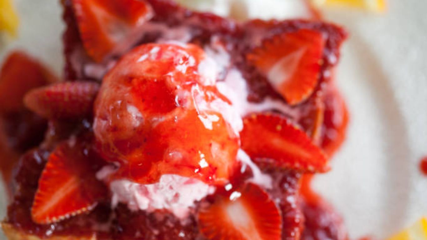 Strawberry-Shortcake-French-Toast